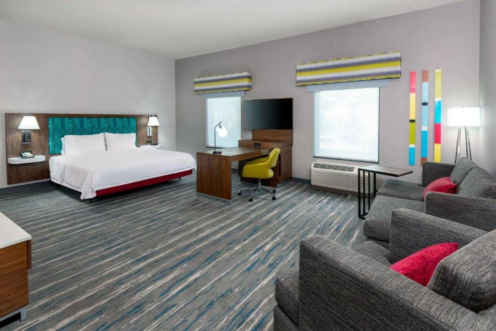 Hampton Inn & Suites Hartford/Farmington